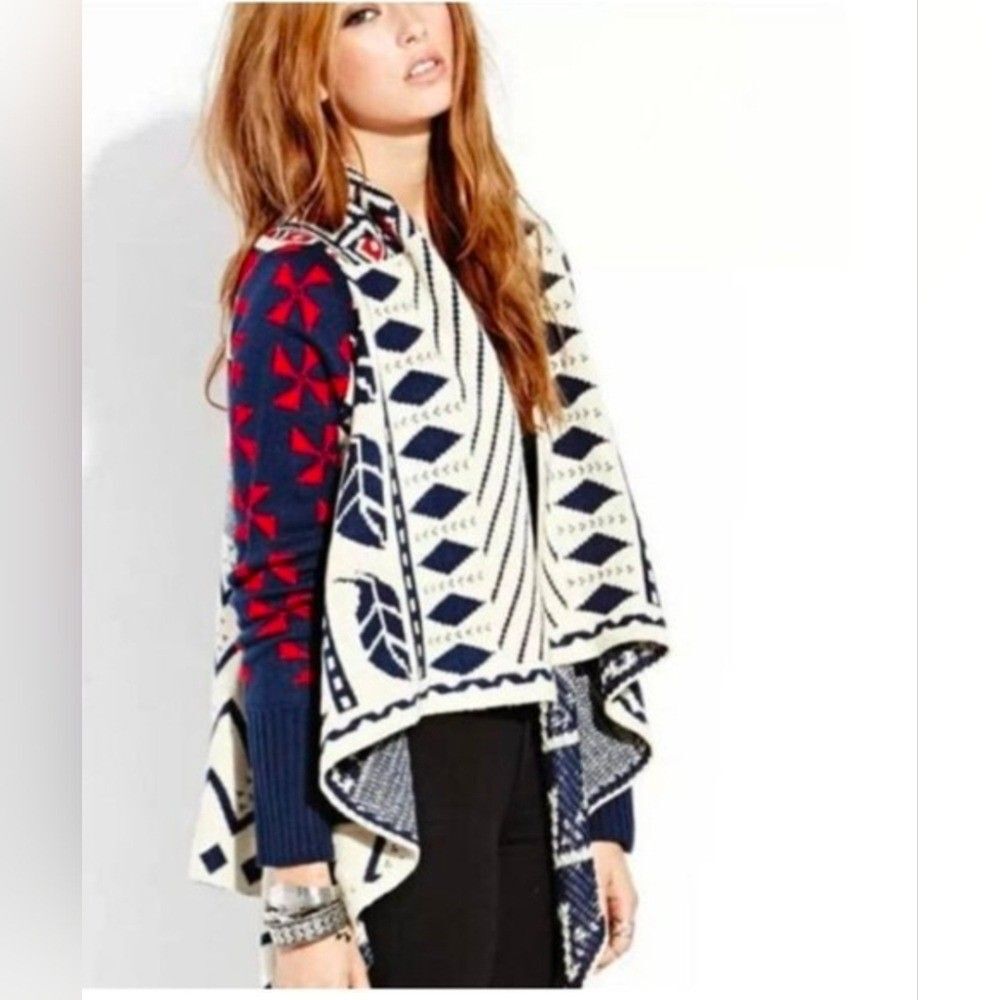Aztec Orint Cardigan Kate Collection Medium Size